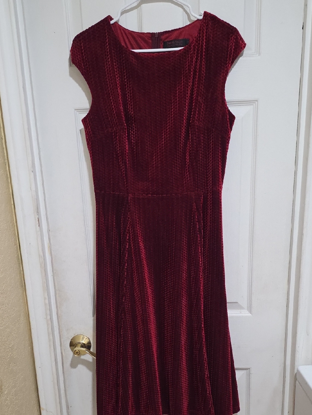 Velvet Cap-Sleeve Midi Dress in Deep Burgundy